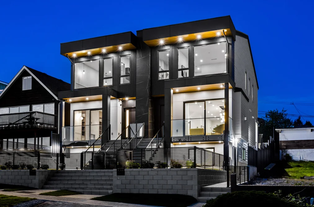 1 10 N HYTHE AVENUE, Burnaby BC V5B 1G4, Burnaby BC — Residential for Sale - Photo 2