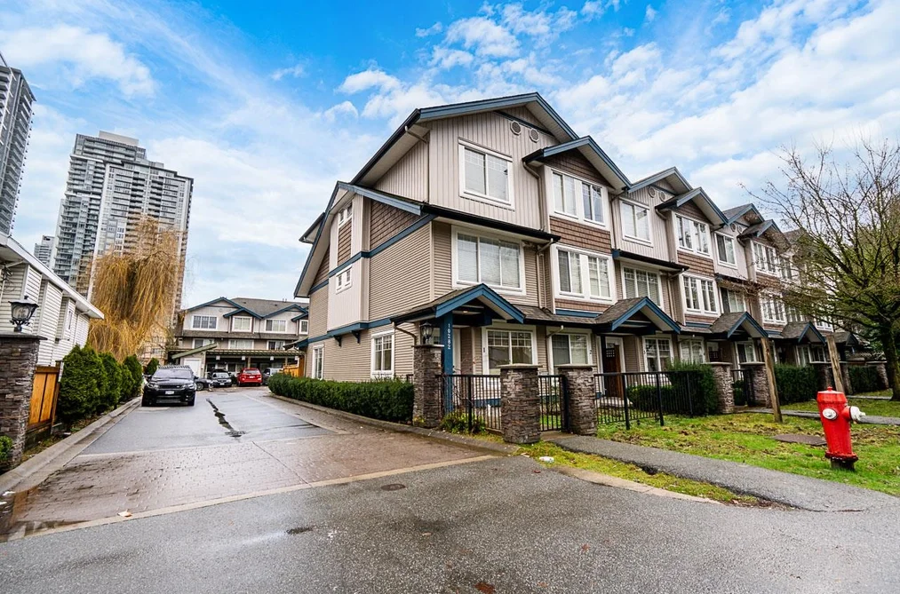 1 10282 132 STREET, Surrey BC V3T 0C4, Surrey BC — Residential for Sale - Photo 2