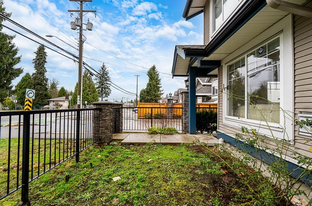1 10282 132 STREET, Surrey BC V3T 0C4, Surrey BC — Residential for Sale - Photo 4