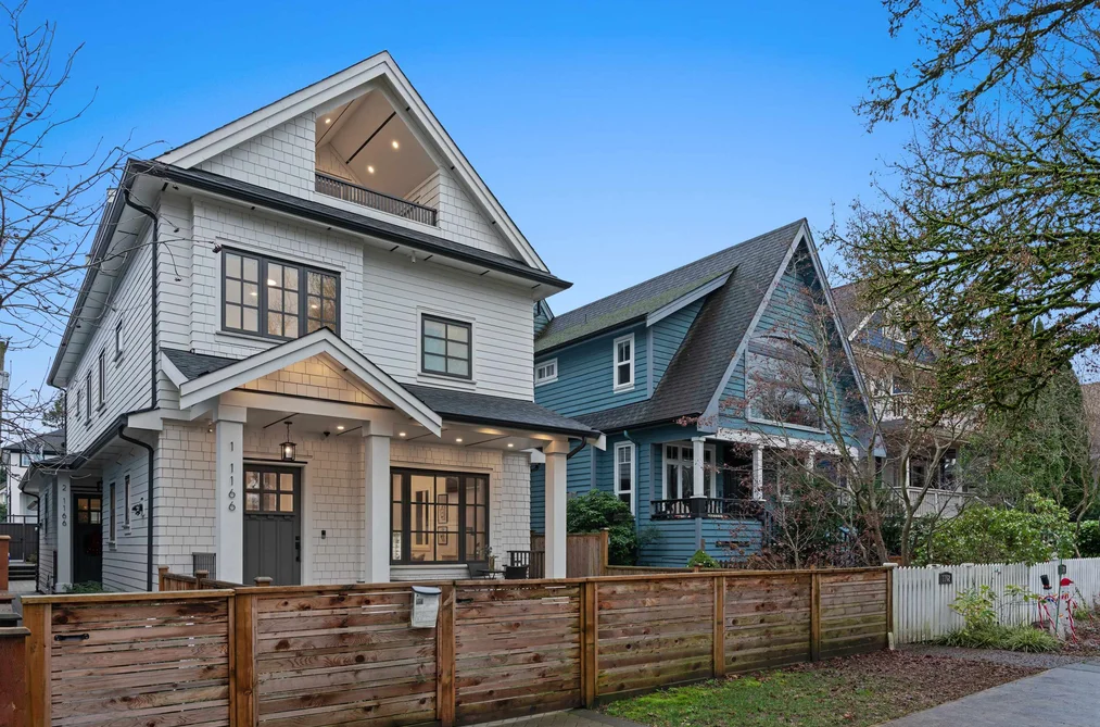 Half Duplex for sale at 1 1166 E 11th Avenue Vancouver British Columbia - MLS: R3112110