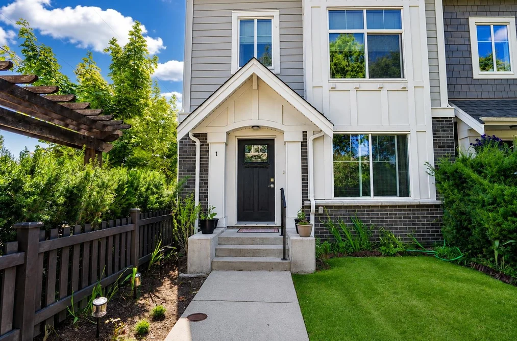 Townhouse for sale at 1 12073 62 Avenue Surrey British Columbia - MLS: R3142968