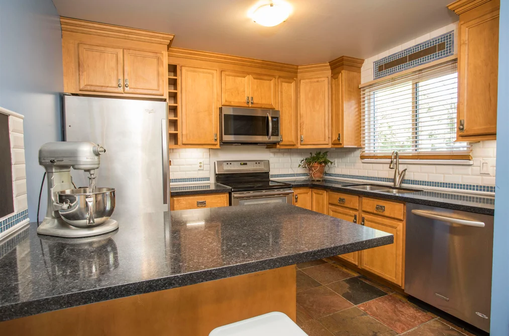 1 12101 SCHMIDT CRESCENT, Maple Ridge BC V2X 8A2, Maple Ridge BC — Residential for Sale - Photo 2