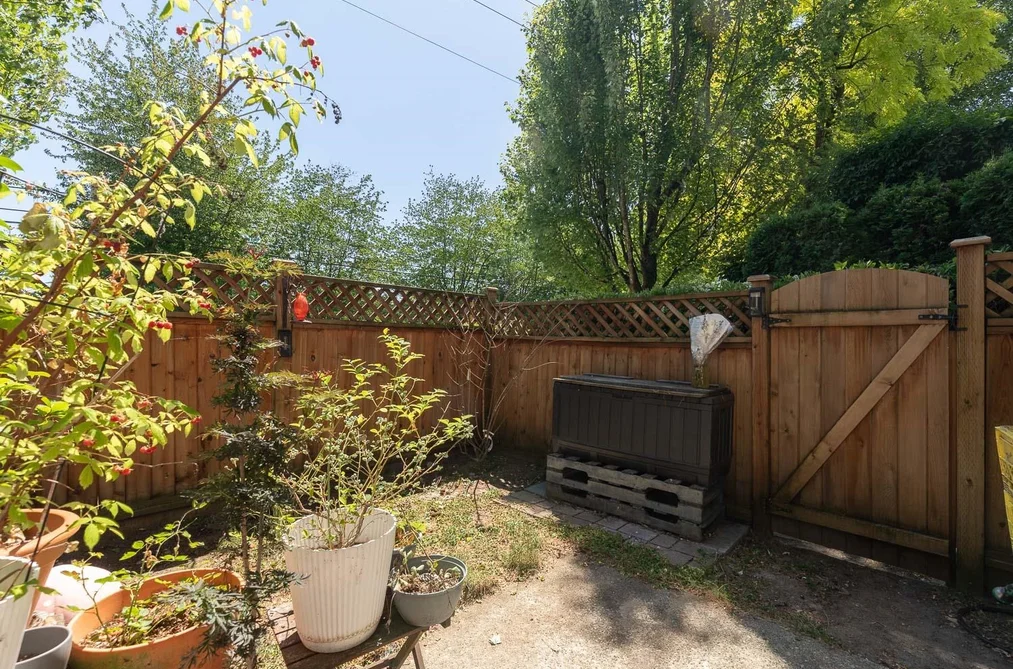 1 1215 BRUNETTE AVENUE, Coquitlam BC V3K 6W2, Coquitlam BC — Residential for Sale — Photo 27 of 30