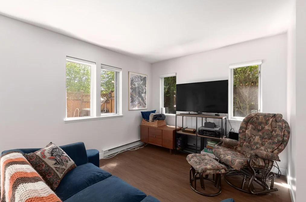 1 1215 BRUNETTE AVENUE, Coquitlam BC V3K 6W2, Coquitlam BC — Residential for Sale — Photo 5 of 30
