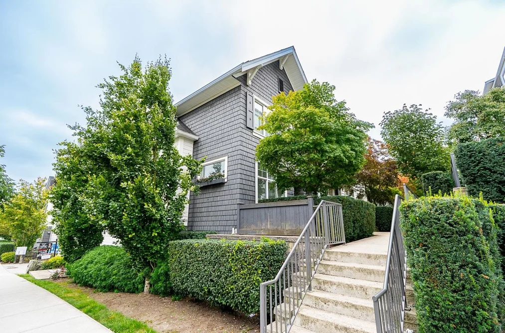 Townhouse for sale at 1 13636 81a Avenue Surrey British Columbia - MLS: R3050325