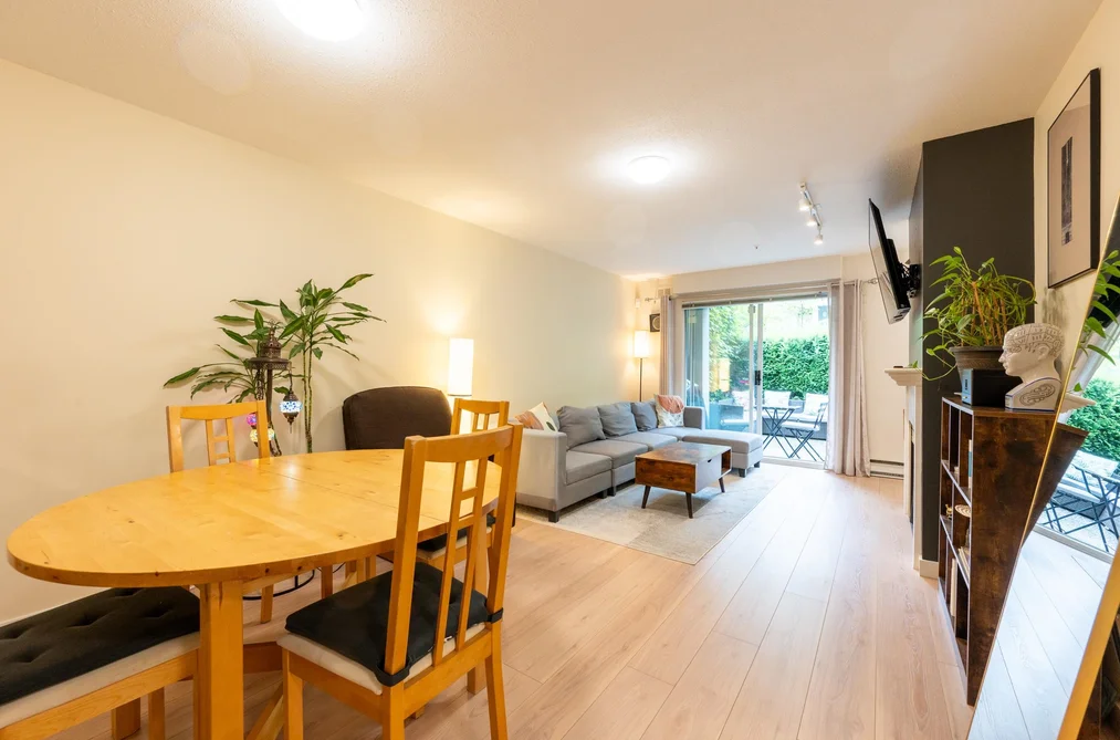 1 1386 W 6TH AVENUE, Vancouver BC V6H 1A7, Vancouver BC — Residential for Sale — Photo 3 of 32