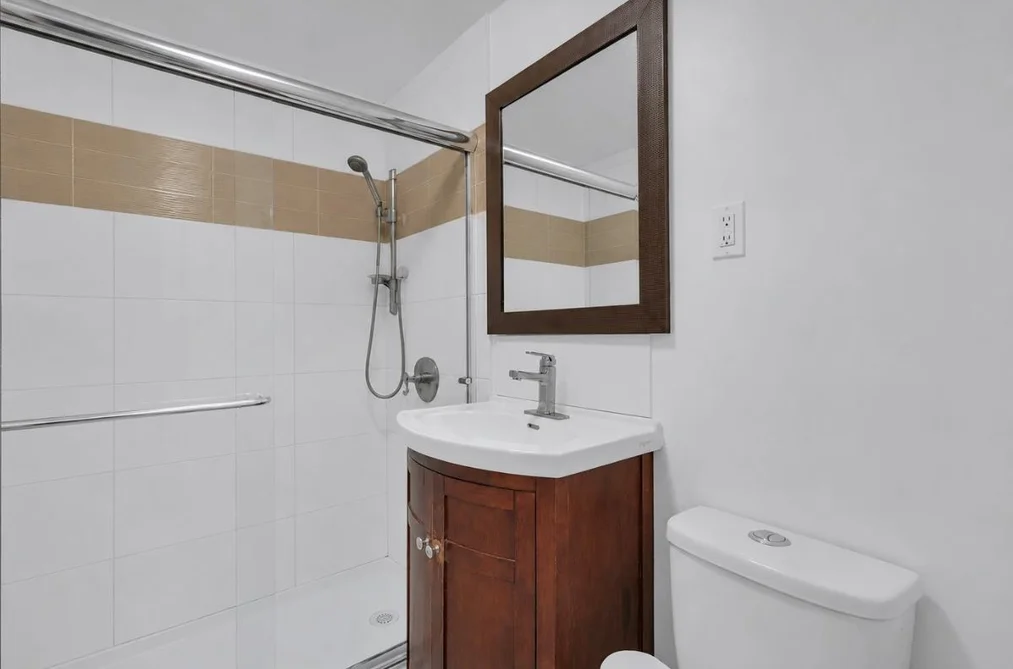 1 1420 CHESTERFIELD AVENUE, North Vancouver BC V7M 2N4, North Vancouver BC — Residential for Sale — Photo 10 of 16