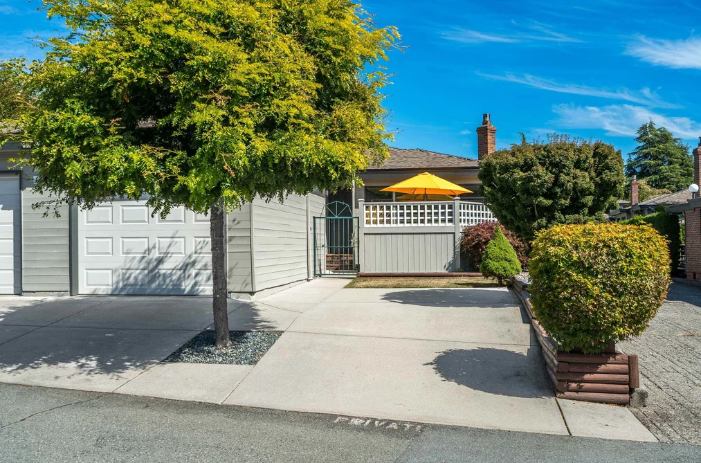 Townhouse for sale at 1 14231 18a Avenue Surrey British Columbia - MLS: R3160513