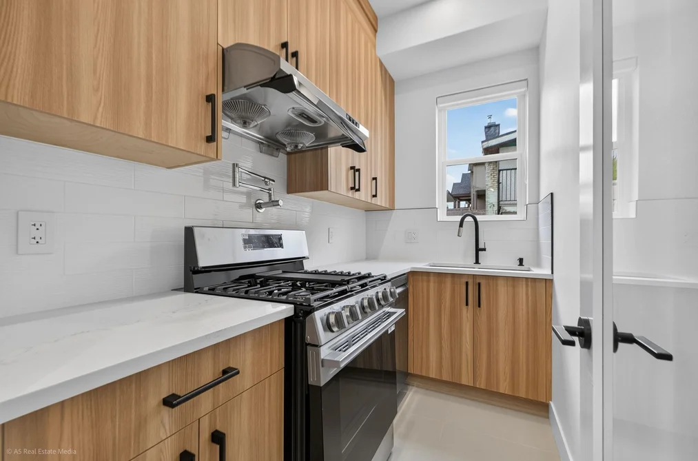 5642 144 STREET, Surrey BC V3X 1A7, Surrey BC — Residential for Sale — Photo 9 of 40