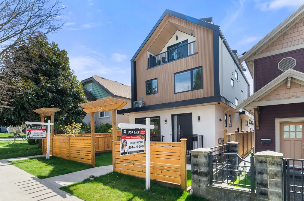 1 1582 E 2ND AVENUE, Vancouver BC V5N 1C7, Vancouver BC — Residential for Sale - Photo 2