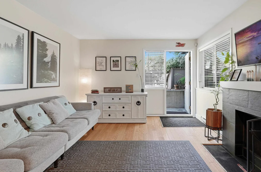 1 1606 W 10TH AVENUE, Vancouver BC V6J 2A1, Vancouver BC — Residential for Sale - Photo 2