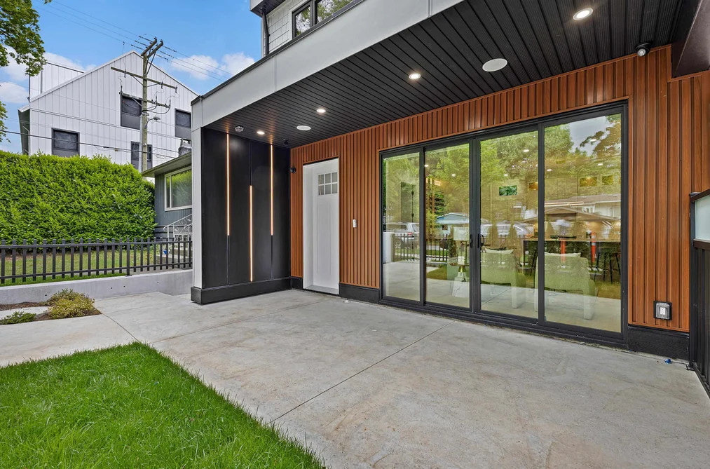 1 182 ONTARIO PLACE, Vancouver BC V5W 1S2, Vancouver BC — Residential for Sale - Photo 3
