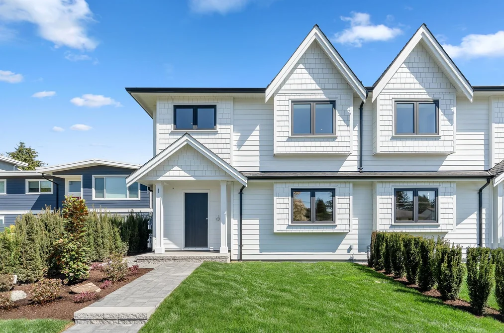 Half Duplex for sale at 1 1860 Moore Avenue Burnaby British Columbia - MLS: R3119808