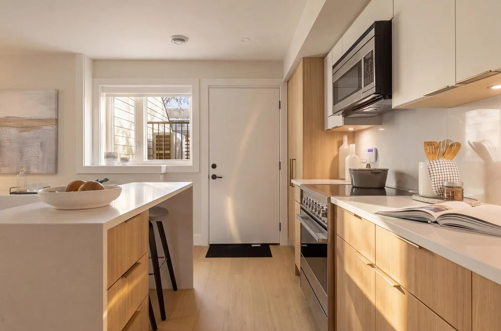 1 1937 TEMPLETON DRIVE, Vancouver BC V5N 4V9, Vancouver BC — Residential for Sale - Photo 2
