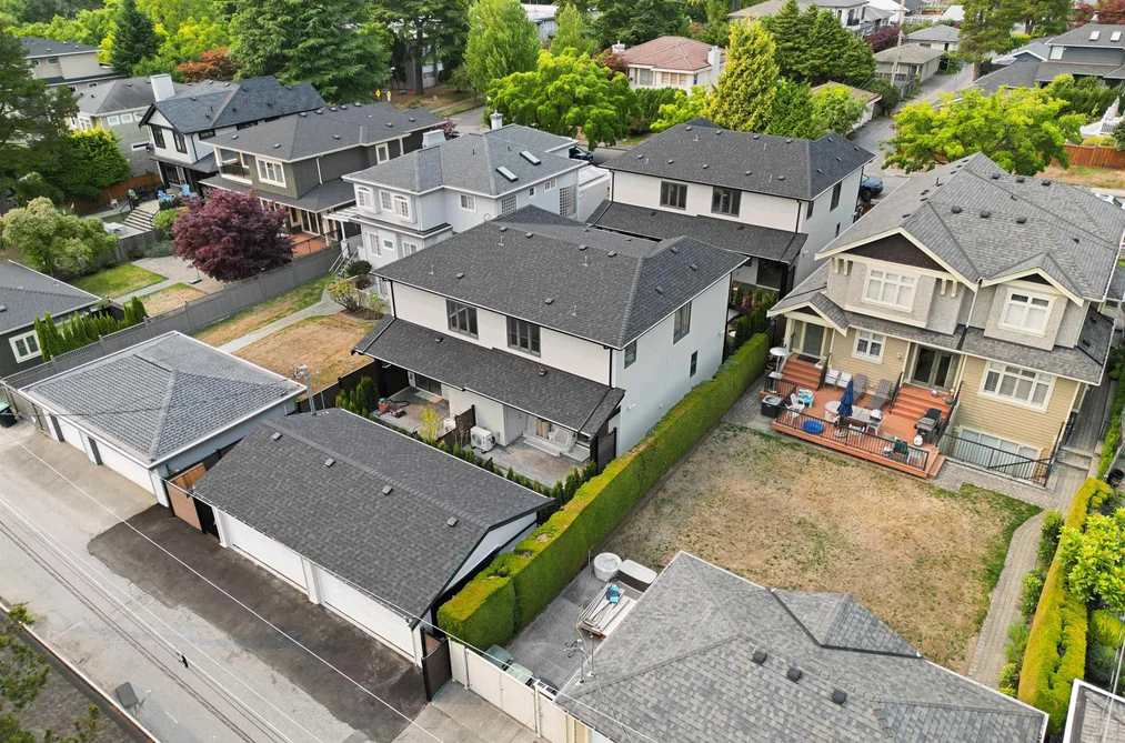 1-1958 W 60th Avenue, Vancouver, BC - Half Duplex for Sale - Photo 4 of 22 1-1958 W 60th Avenue, Vancouver, BC - Half Duplex for Sale - Photo 4 of 22