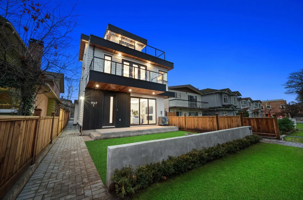 1 1967 E 13TH AVENUE, Vancouver BC V5N 2C3, Vancouver BC — Residential for Sale - Photo 2