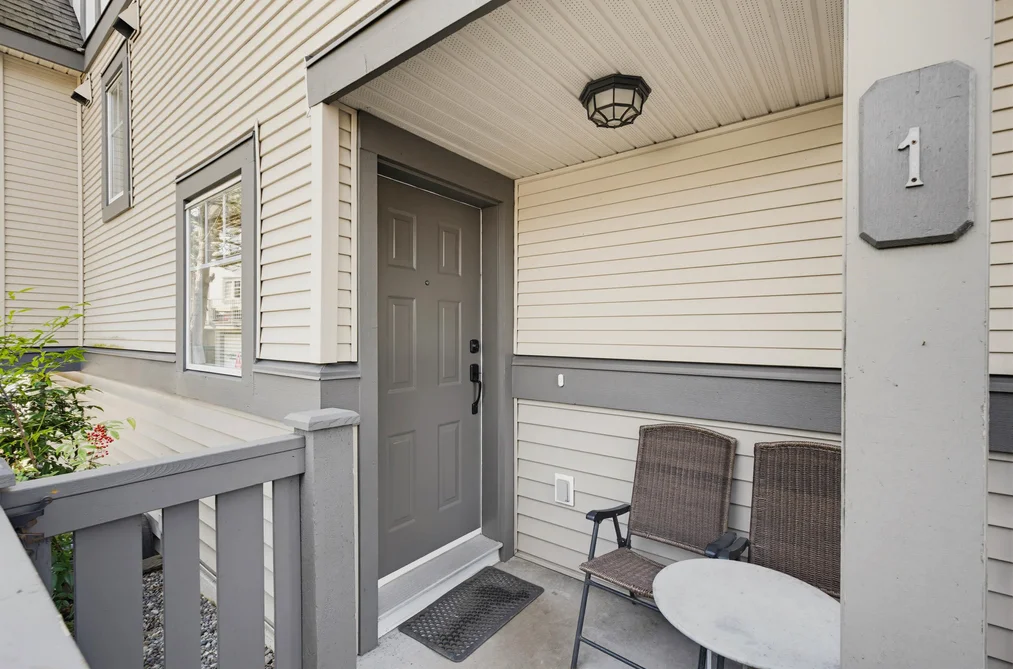 1 20038 70 AVENUE, Langley BC V2Y 0B4, Langley BC — Residential for Sale - Photo 3