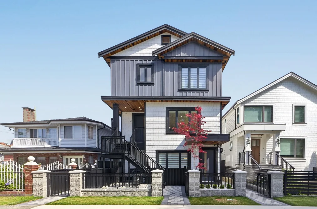 Half Duplex for sale at 1 2035 E 51st Vancouver British Columbia - MLS: R3151101