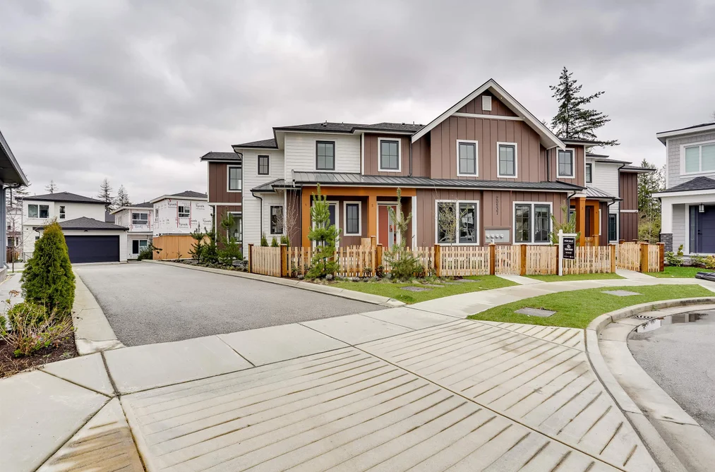 1 20537 75A AVENUE, Langley BC V2Y 1V5, Langley BC — Residential for Sale - Photo 2