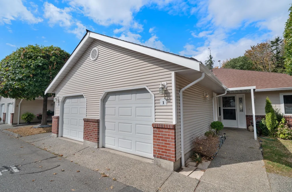 Townhouse for sale at 1 2081 Winfield Drive Abbotsford British Columbia - MLS: R3169137
