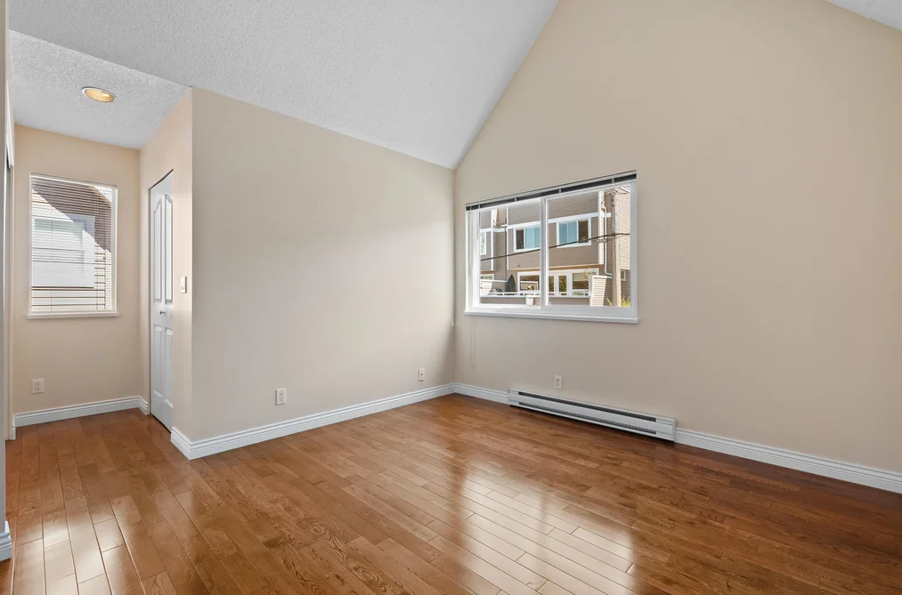 1 230 E KEITH ROAD, North Vancouver BC V7L 1V5, North Vancouver BC — Residential for Sale — Photo 17 of 37