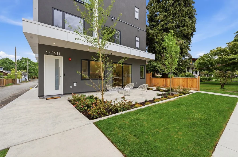 1 2511 KITCHENER STREET, Vancouver BC V5K 3C7, Vancouver BC — Residential for Sale - Photo 2