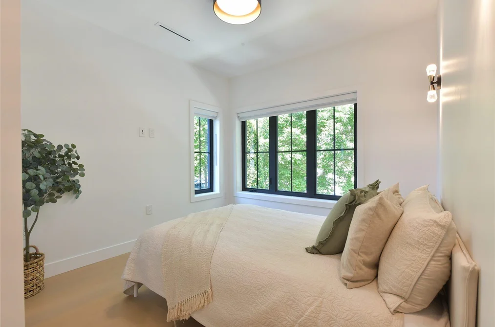 1 2682 NAPIER STREET, Vancouver BC V5K 2W6, Vancouver BC — Residential for Sale — Photo 10 of 24