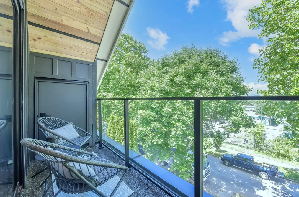 1 2682 NAPIER STREET, Vancouver BC V5K 2W6, Vancouver BC — Residential for Sale — Photo 15 of 24