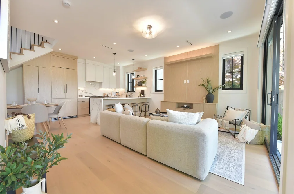 1 2682 NAPIER STREET, Vancouver BC V5K 2W6, Vancouver BC — Residential for Sale — Photo 3 of 24