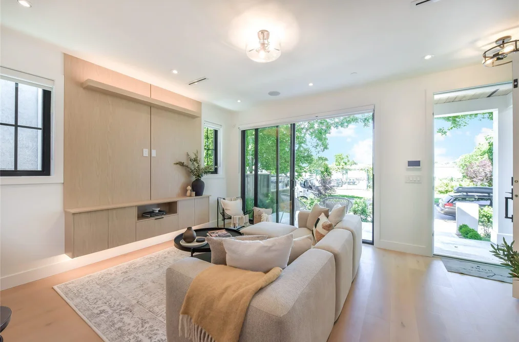 1 2682 NAPIER STREET, Vancouver BC V5K 2W6, Vancouver BC — Residential for Sale — Photo 5 of 24
