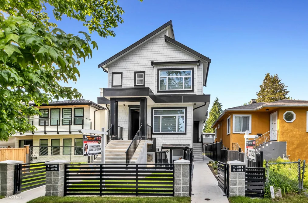 Half Duplex for sale at 1 281 E 48th Avenue Vancouver British Columbia - MLS: R3129406