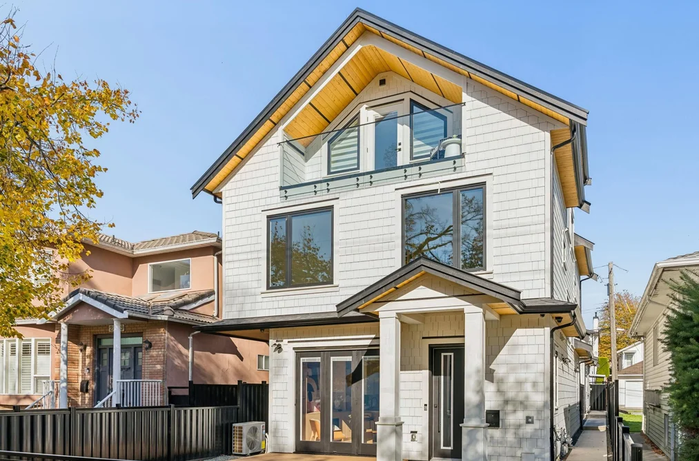 1-2897 E 45th Avenue, Vancouver, BC - Half Duplex for Sale - Photo 2 of 28 1-2897 E 45th Avenue, Vancouver, BC - Half Duplex for Sale - Photo 2 of 28