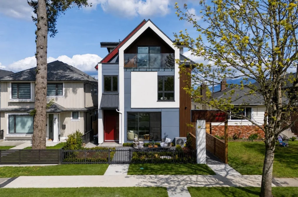 Half Duplex for sale at 1 3141 E 19 Avenue Vancouver British Columbia - MLS: R3114299