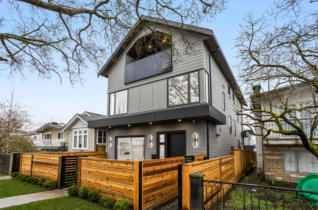 1 3275 GRAVELEY STREET, Vancouver BC V5K 3K8, Vancouver BC — Residential for Sale - Photo 2