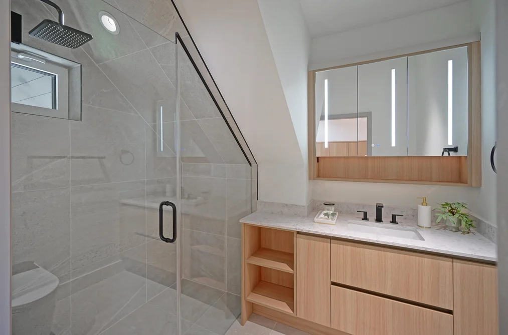 1 3315 W 10TH STREET, Vancouver BC V6R 2E5, Vancouver BC — Residential for Sale — Photo 19 of 21