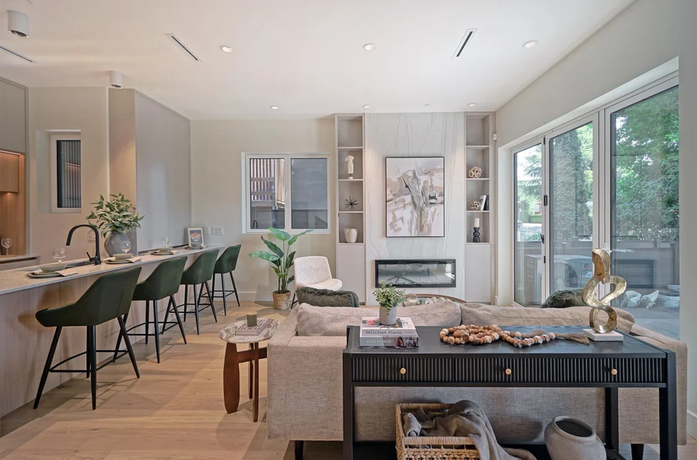 1 3315 W 10TH STREET, Vancouver BC V6R 2E5, Vancouver BC — Residential for Sale — Photo 4 of 21
