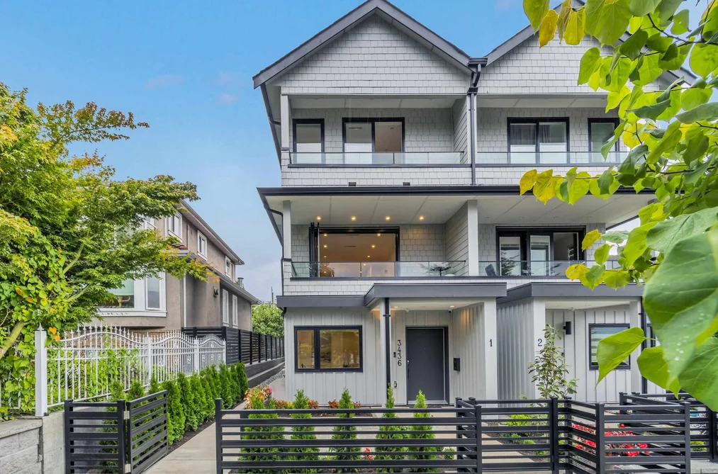 Quadruplex for sale at 1 3436 Triumph Street Vancouver British Columbia - MLS: R3160071