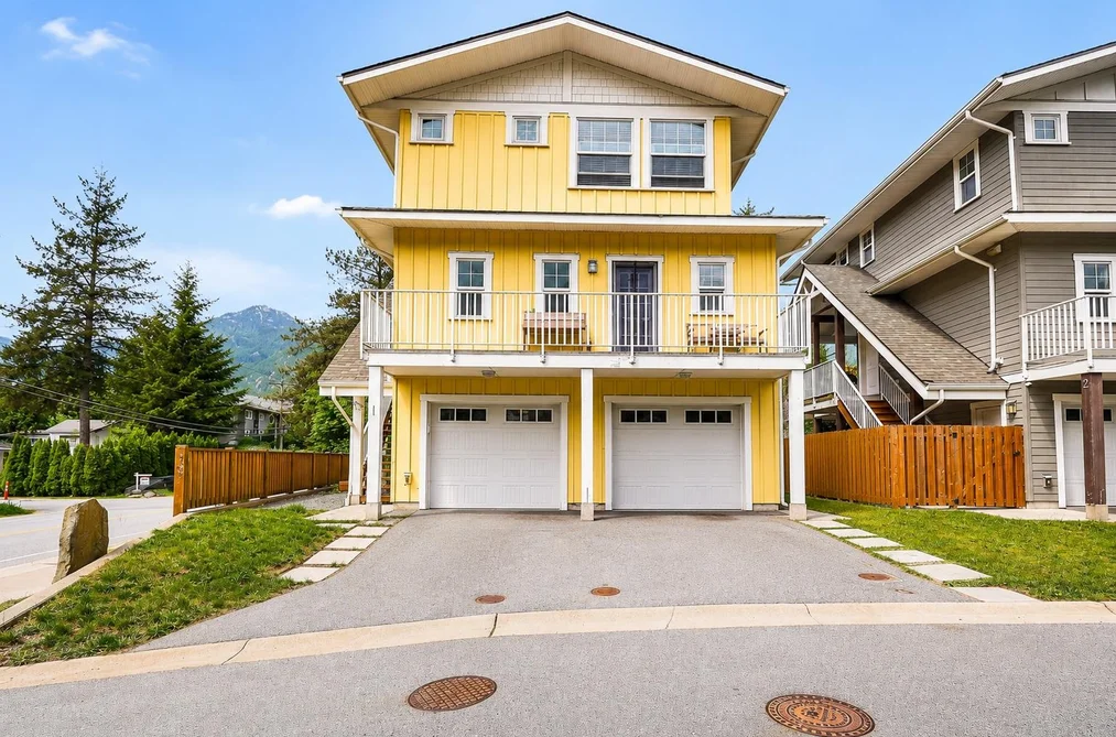1 39885 GOVERNMENT ROAD, Squamish BC V8B 0Z2, Squamish BC — Residential for Sale - Photo 2