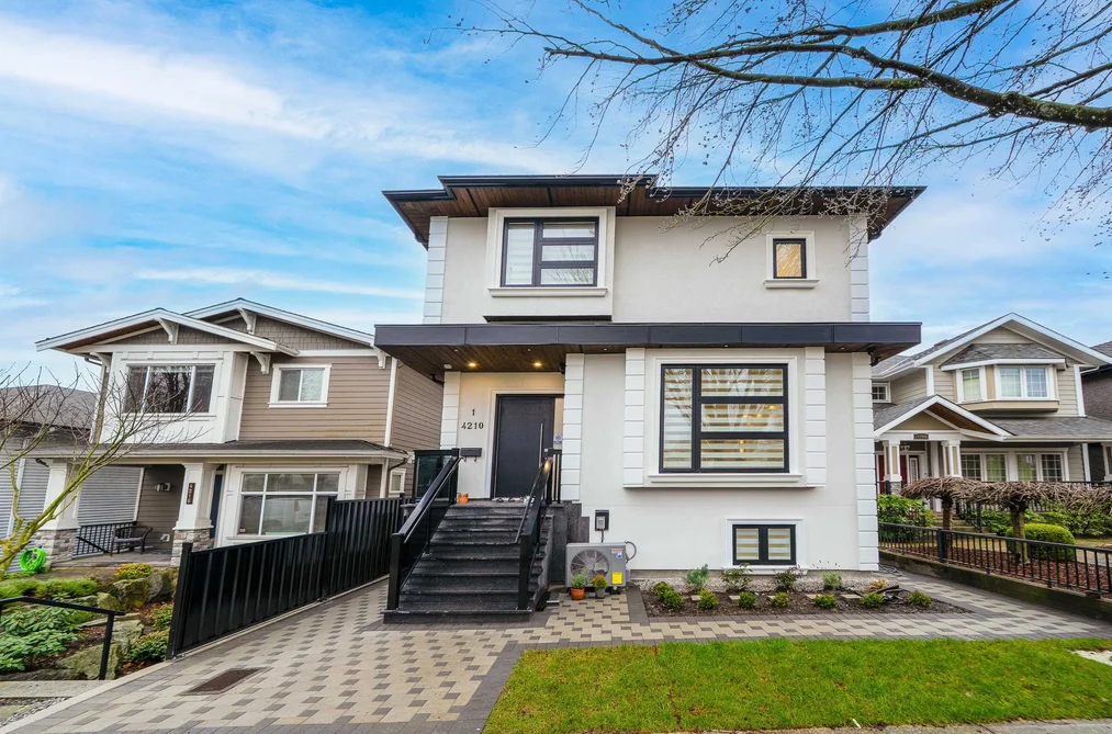 House for sale at 1 4210 Union Street Burnaby British Columbia - MLS: R3084658