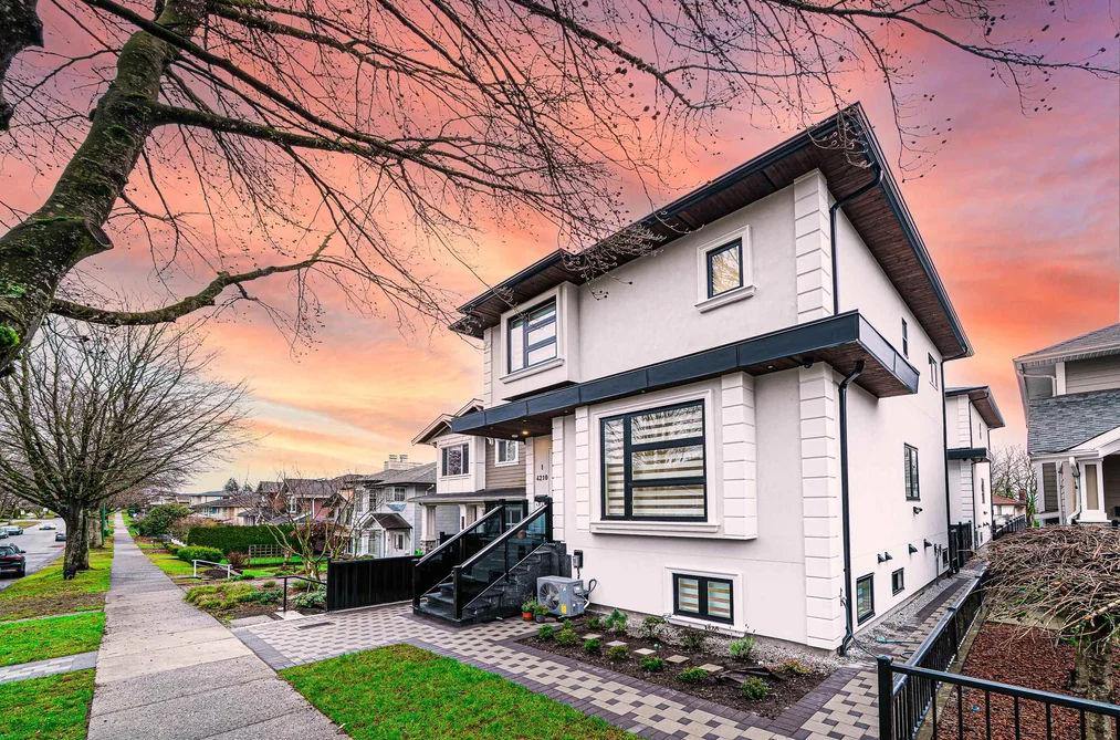 1 4210 UNION STREET, Burnaby BC V5C 2X4, Burnaby BC — Residential for Sale - Photo 2