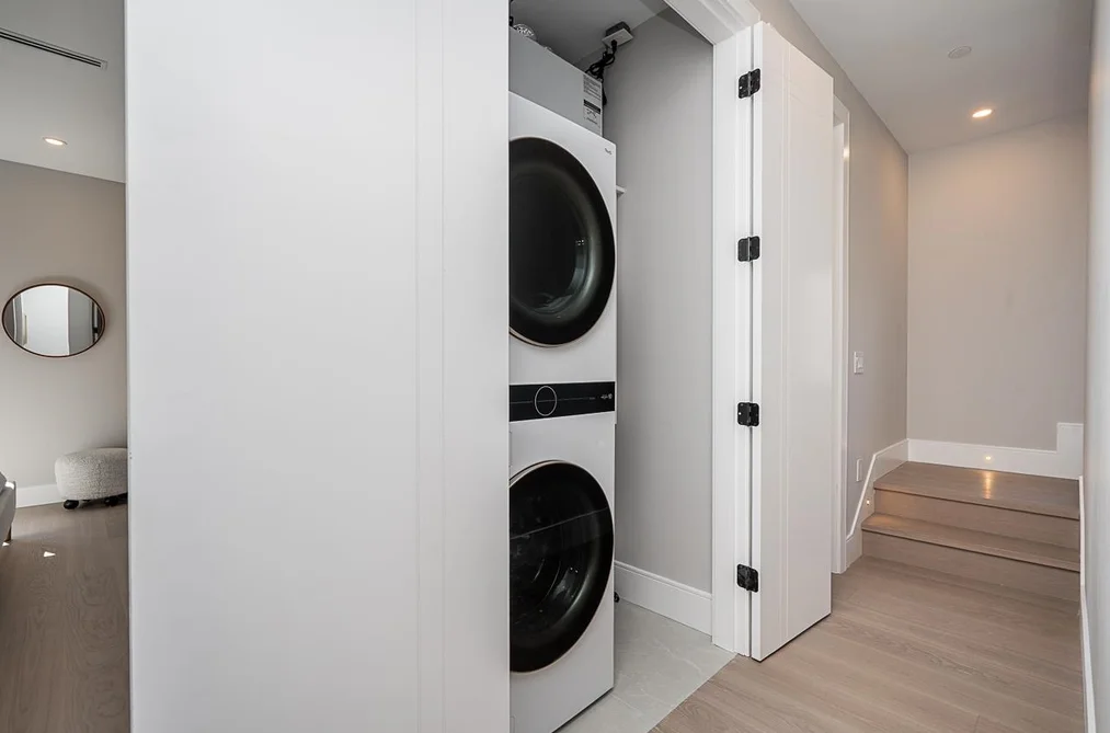 1-4579 W 11th Ave Avenue, Vancouver, BC - Half Duplex for Sale - Photo 24 of 32 1-4579 W 11th Ave Avenue, Vancouver, BC - Half Duplex for Sale - Photo 24 of 32