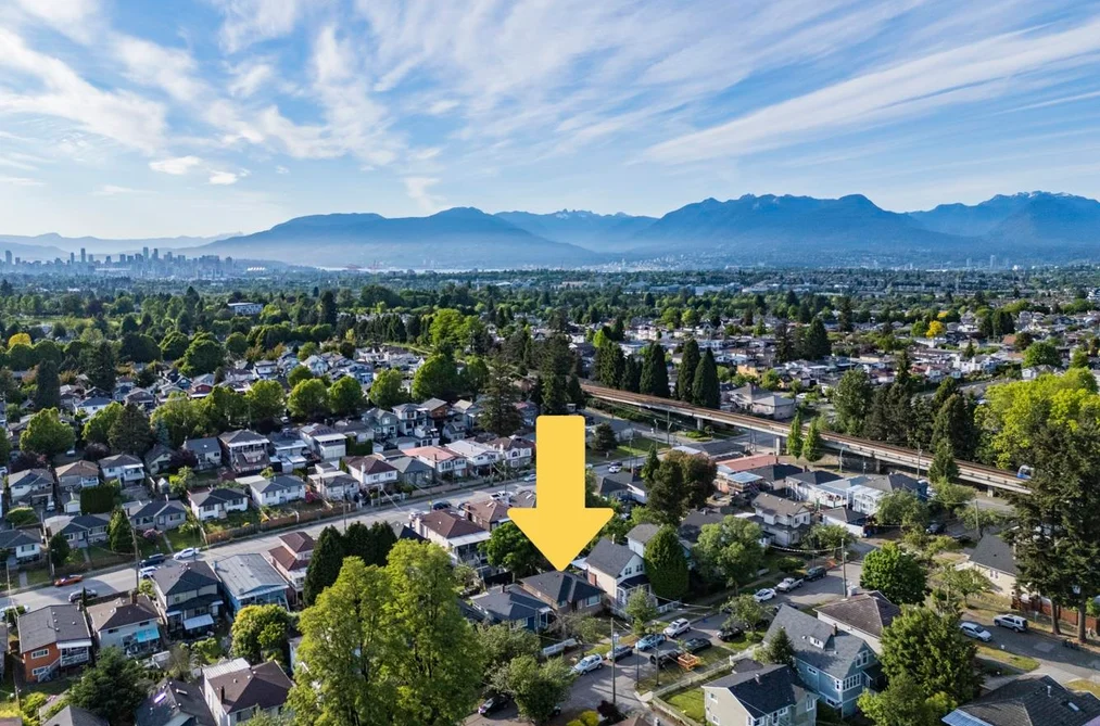 House for sale at 1 4967 Spencer Street Vancouver British Columbia - MLS: R3127035