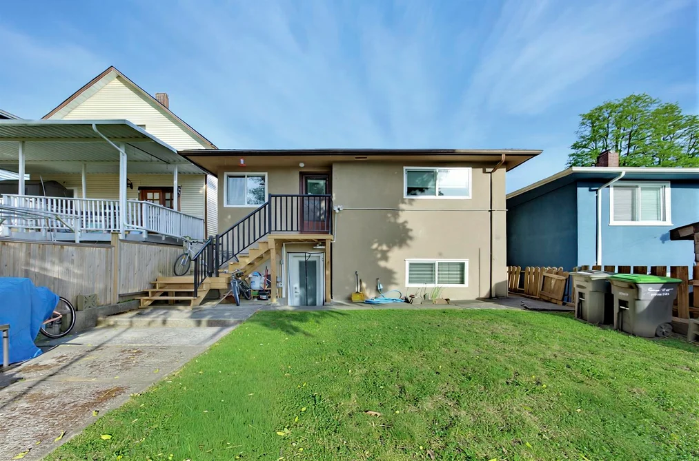 1 4967 SPENCER STREET, Vancouver BC V5R 3Z9, Vancouver BC — Residential for Sale - Photo 2