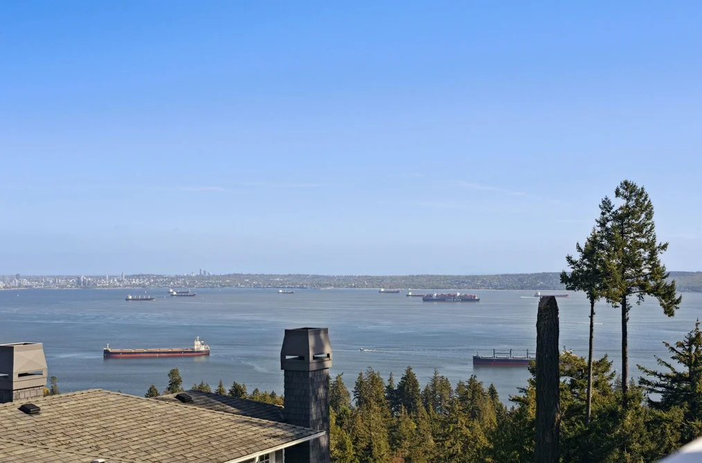 1 5110 ALDERFEILD PLACE, West Vancouver BC V7W 2W7, West Vancouver BC — Residential for Sale - Photo 2