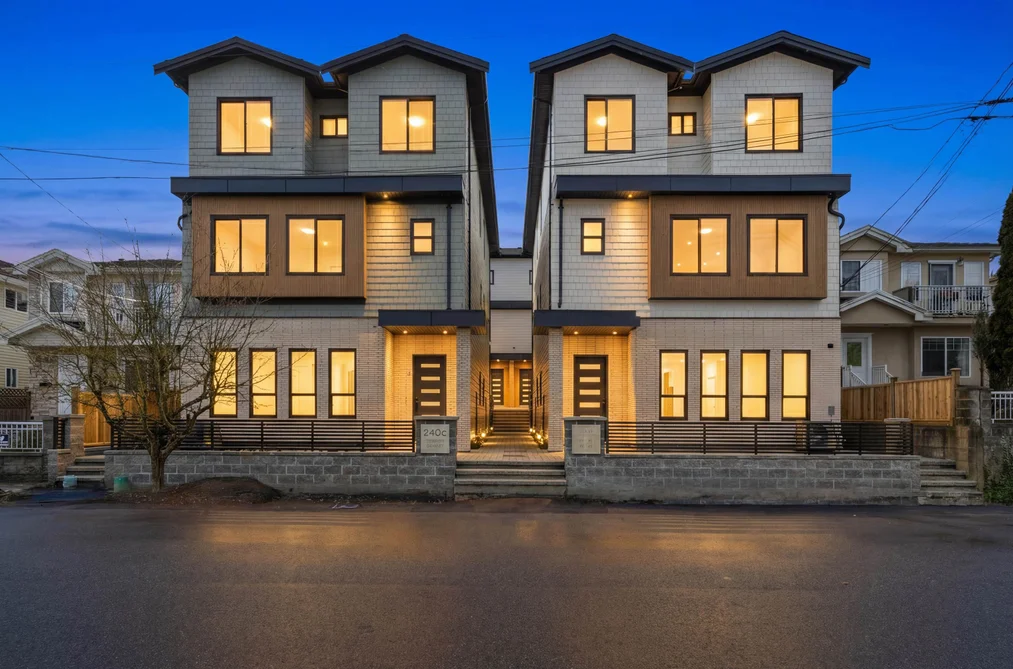 Half Duplex for sale at 1 5406 Manor Street Burnaby British Columbia - MLS: R3113909
