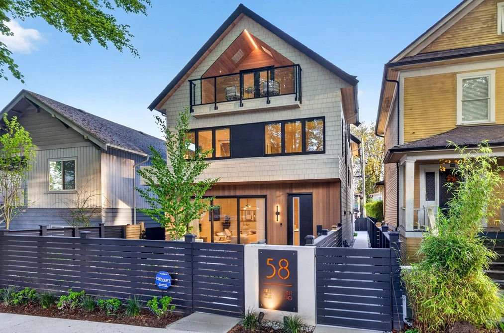 Half Duplex for sale at 1 58 E 40th Avenue Vancouver British Columbia - MLS: R3119086