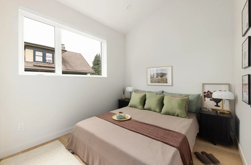 1-595 E 49th Avenue, Vancouver, BC - Half Duplex for Sale - Photo 11 of 19 1-595 E 49th Avenue, Vancouver, BC - Half Duplex for Sale - Photo 11 of 19