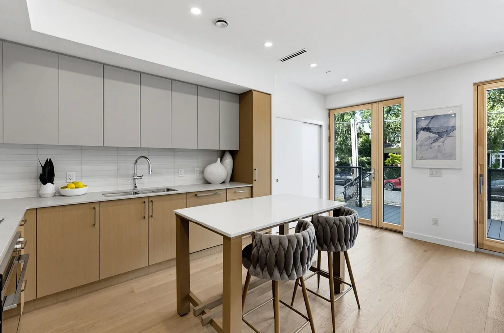 1 60 E 17TH AVENUE, Vancouver, BC — Residential for Sale — Photo 5 of 40
