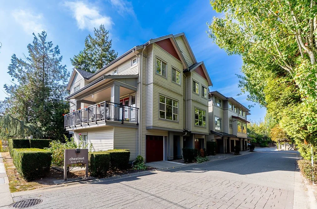 Townhouse for sale at 1 6033 168 Street Surrey British Columbia - MLS: R3168821