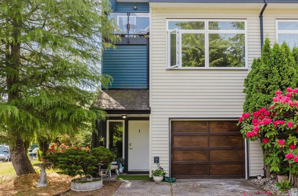 1 623 FARNHAM ROAD, Gibsons BC C0N 1V8, Gibsons BC — Residential for Sale - Photo 2